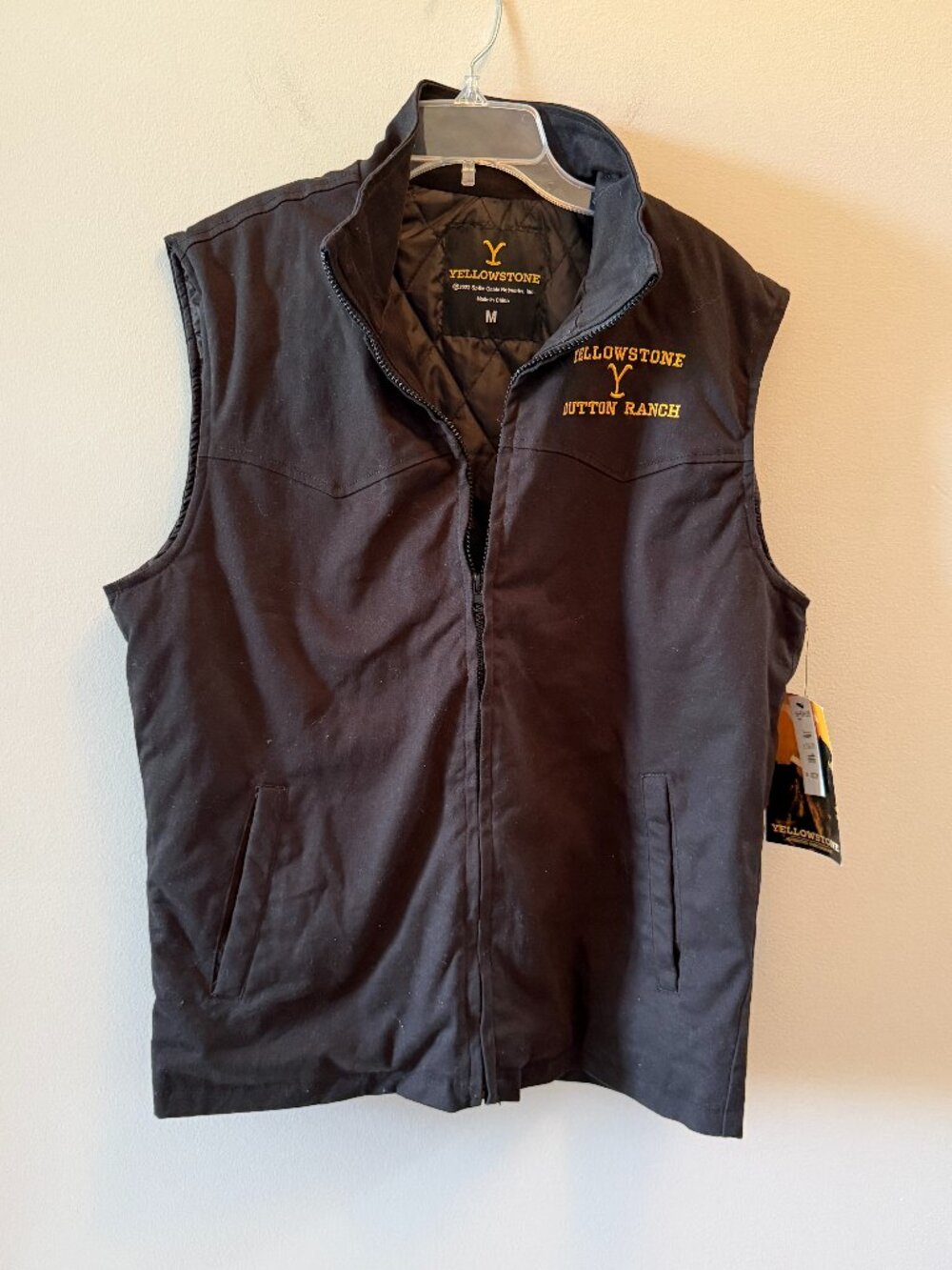 NWT Yellowstone Dutton Ranch Vest Size Medium Full Zip Western Ranch Wear